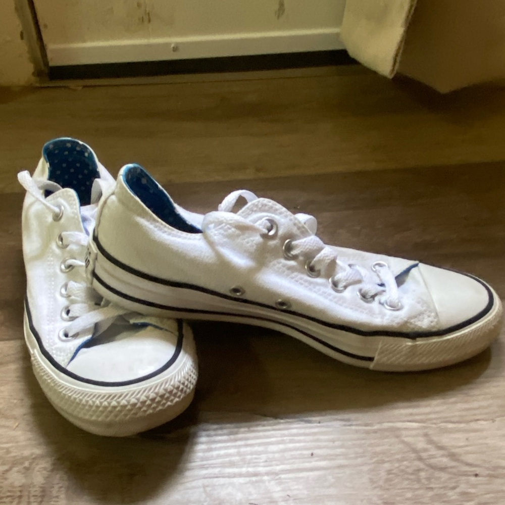 Converse low-tops